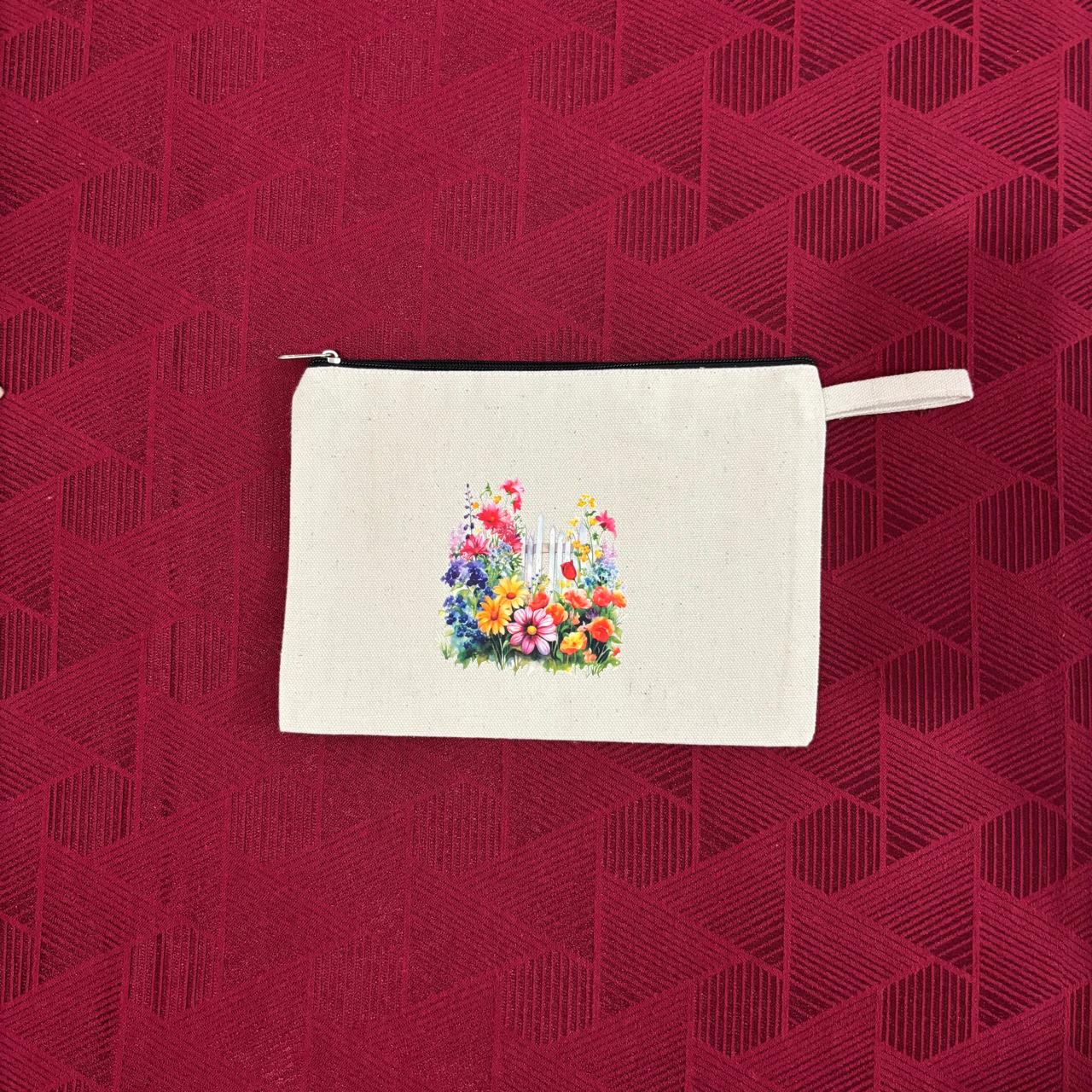 Garden Fence Pouch